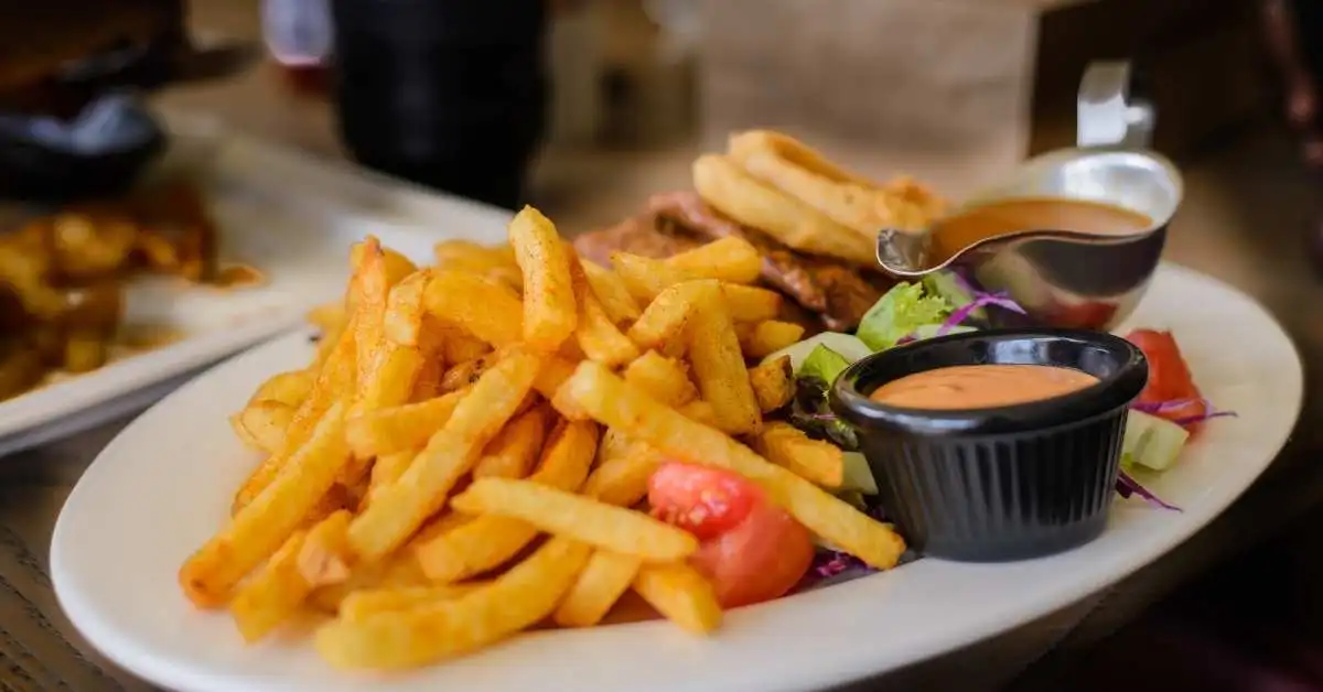 Air Fried French Fries served with dipping sauces