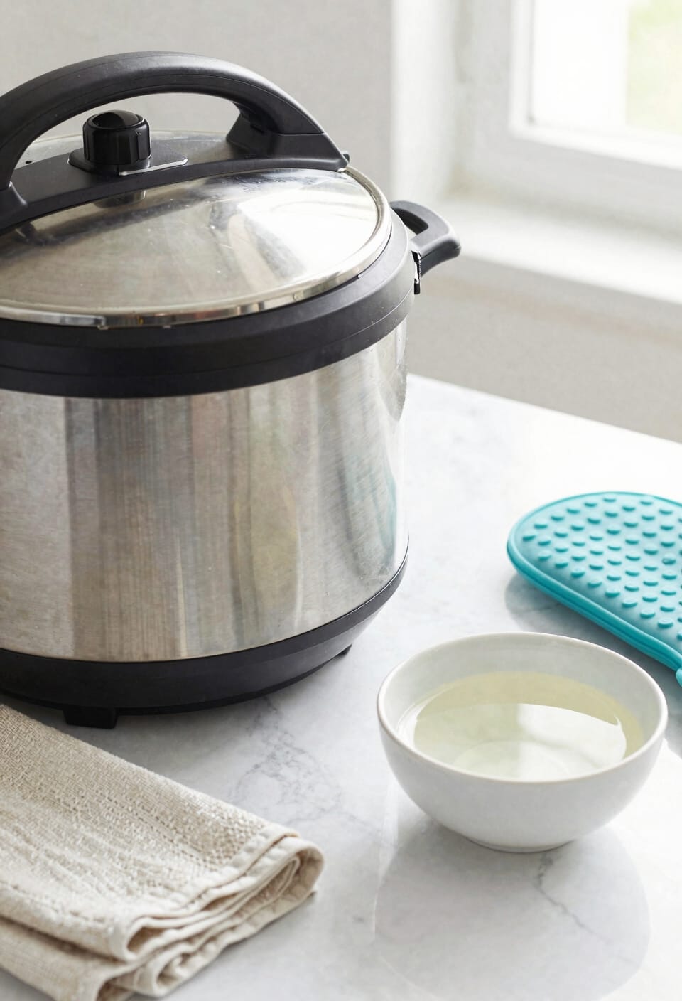 prevent stuck instant pot lids